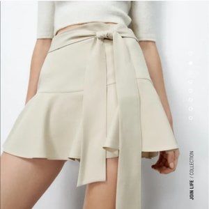 Zara Ecru Tied Skirt / Skort (XS)